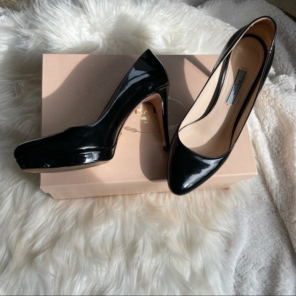 Prada Patent Pumps ✨ - Picture 7 of 15